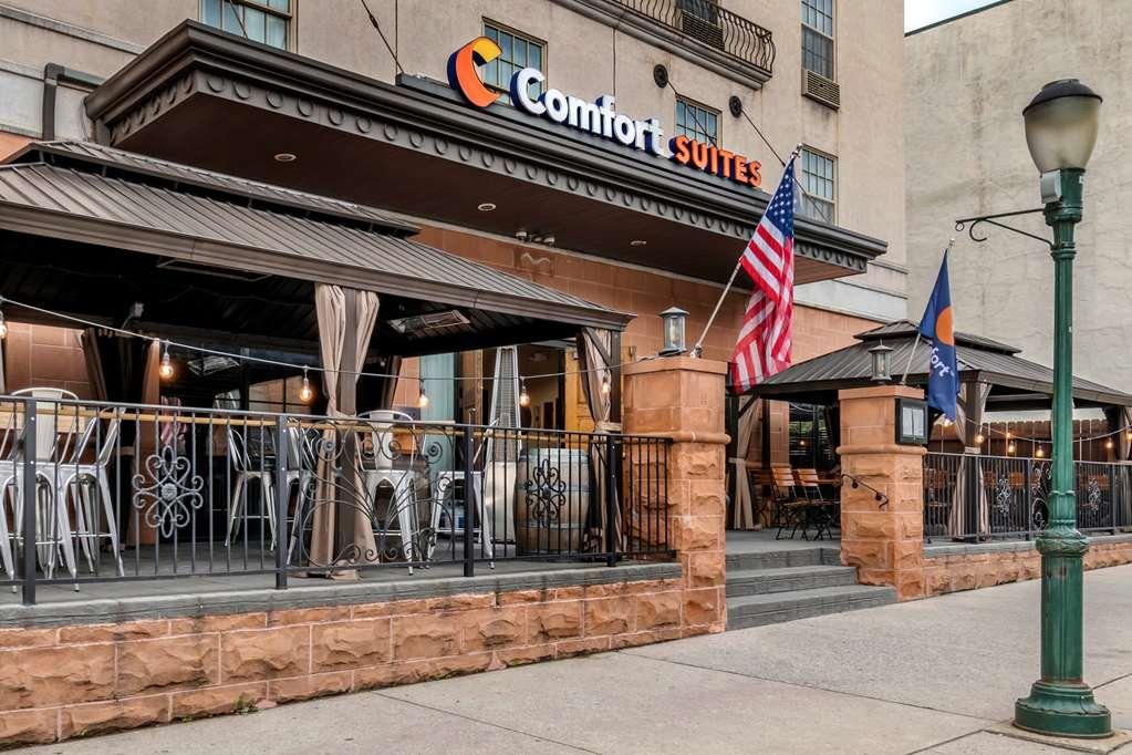 Comfort Suites Downtown Carlisle Exterior foto